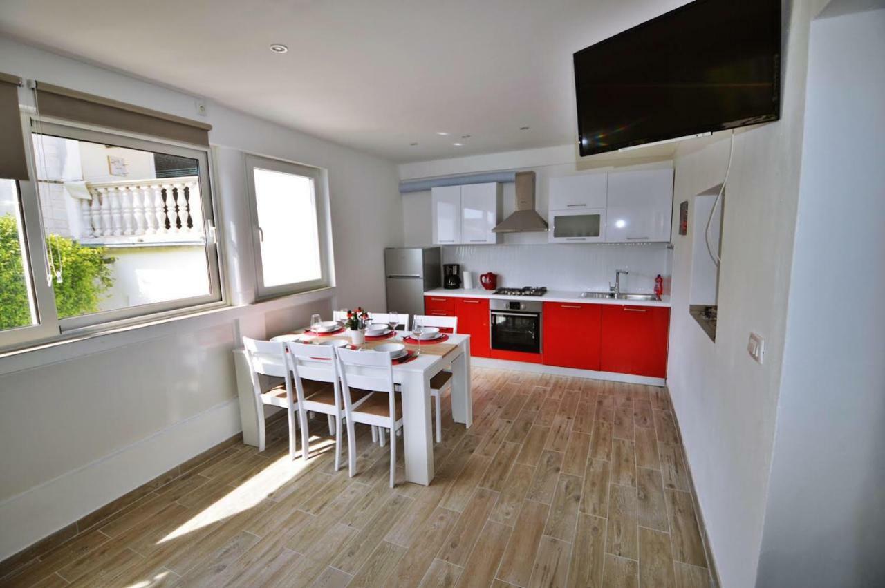 Apartman Martina Betina  Exteriör bild