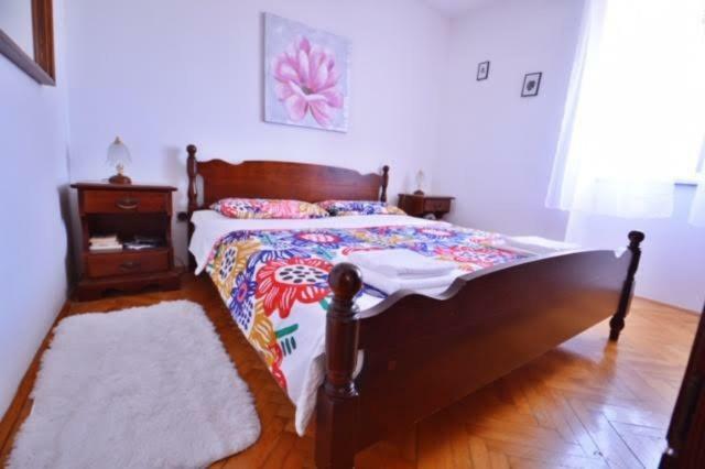 Apartman Martina Betina  Exteriör bild