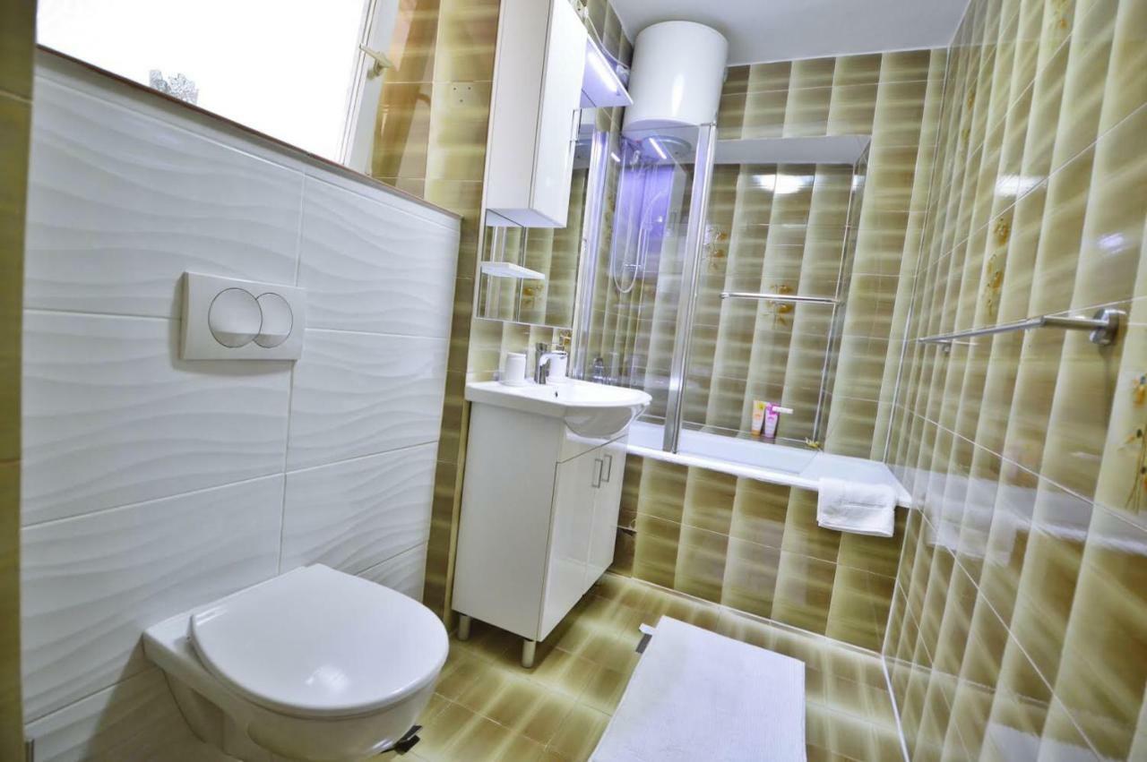 Apartman Martina Betina  Exteriör bild