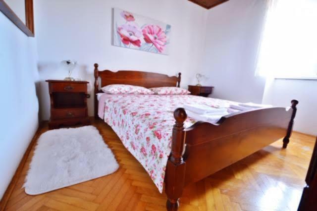 Apartman Martina Betina  Exteriör bild